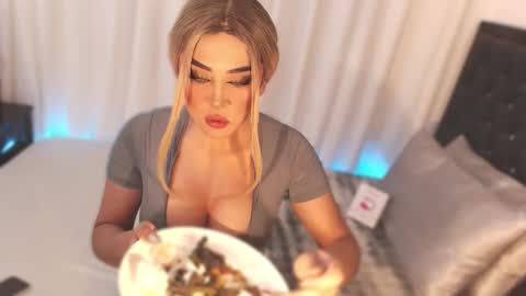 Miss online show from September 28, 1:55 am