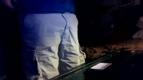 untouchableace84 online show from November 7, 8:25 am