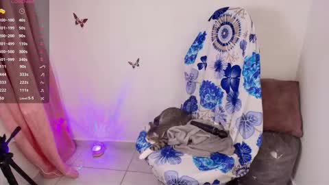 new INSTA   online show from January 11, 2:16 am