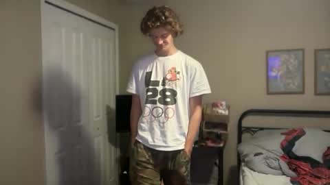 Snapshot of unverifiedbwc chatting on October 30, 11:33 am Stepbro online show from October 30, 11:33 am