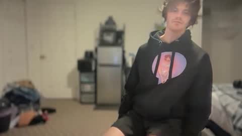 Snapshot of unverifiedbwc chatting on November 11, 12:43 am Stepbro online show from November 11, 12:43 am