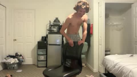 Snapshot of unverifiedbwc chatting on November 11, 11:16 pm Stepbro online show from November 11, 11:16 pm