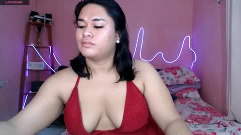 Snapshot of ur_baby_rebbecca chatting on July 6, 11:29 pm SINGLE online show from July 6, 11:29 pm