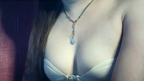Snapshot of ur_cathyxx chatting on January 6, 1:31 am ur cathyxx online show from January 6, 1:31 am