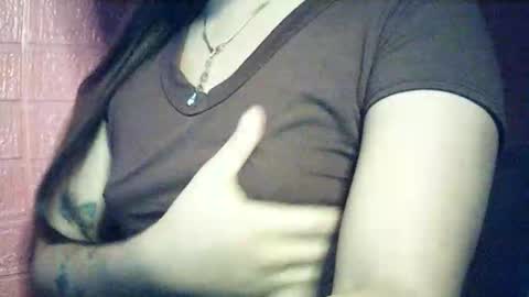 Snapshot of ur_cathyxx chatting on January 7, 2:14 am ur cathyxx online show from January 7, 2:14 am