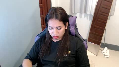 Vee online show from January 10, 5:26 am