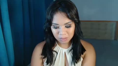 Vee online show from October 4, 3:48 am