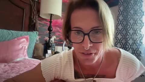 Snapshot of ur_daylee_dose chatting on February 4, 8:14 pm Ur Daylee dose online show from February 4, 8:14 pm