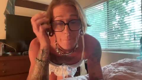 Snapshot of ur_daylee_dose chatting on July 3, 2:29 am Ur Daylee dose online show from July 3, 2:29 am