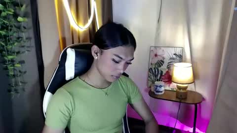 ur_dazzlingmorenaxx online show from November 11, 6:02 am