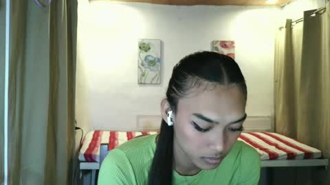 Snapshot of ur_dazzlingmorenaxx chatting on July 2, 3:18 pm ur_dazzlingmorenaxx online show from July 2, 3:18 pm
