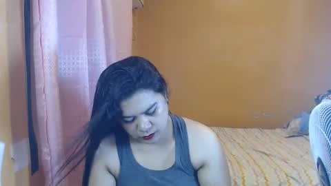 ur_hotsexymaria online show from June 8, 3:07 am