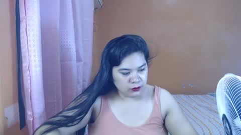 ur_hotsexymaria online show from June 15, 2:58 am