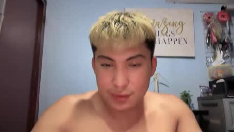 Snapshot of ur_jayqutee chatting on May 12, 5:04 am Ur jayqutee online show from May 12, 5:04 am