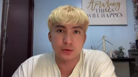Snapshot of ur_jayqutee chatting on June 5, 3:35 am Ur jayqutee online show from June 5, 3:35 am