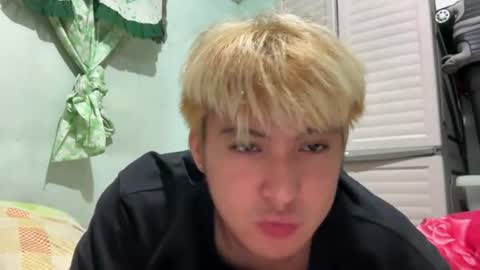 Snapshot of ur_jayqutee chatting on June 23, 7:01 pm Ur jayqutee online show from June 23, 7:01 pm