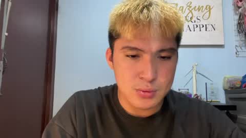 Snapshot of ur_jayqutee chatting on July 6, 2:41 am Ur jayqutee online show from July 6, 2:41 am