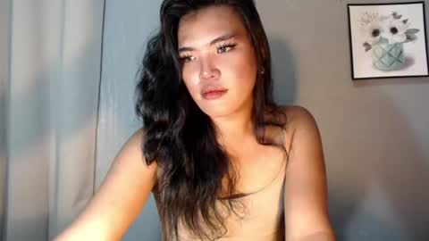 Snapshot of ur_krissyxxx chatting on August 6, 4:47 am kriss online show from August 6, 4:47 am
