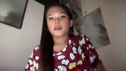 Snapshot of ur_new_obsession chatting on February 19, 11:50 am ur_new_obsession online show from February 19, 11:50 am