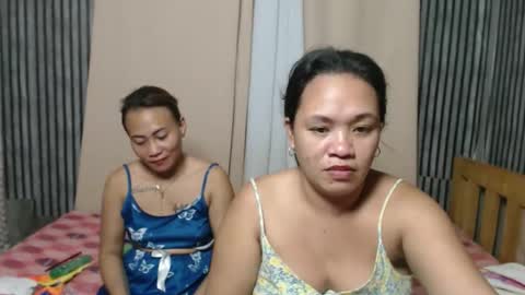 Snapshot of ur_pinay_naughty_morena chatting on October 24, 1:18 pm ur_pinay_naughty_morena online show from October 24, 1:18 pm