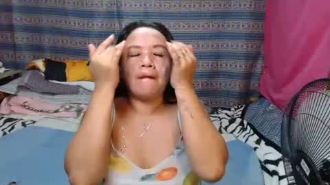 Snapshot of ur_pinay_naughty_morena chatting on December 14, 1:38 pm ur_pinay_naughty_morena online show from December 14, 1:38 pm