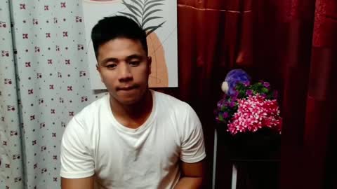 Snapshot of ur_pinoydave chatting on December 27, 5:09 am Dave online show from December 27, 5:09 am