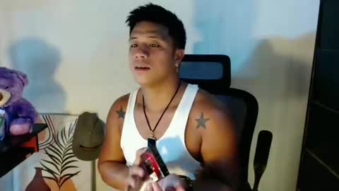 Snapshot of ur_pinoydave chatting on February 7, 10:30 am Dave online show from February 7, 10:30 am