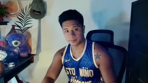 Snapshot of ur_pinoydave chatting on February 24, 11:41 am Dave online show from February 24, 11:41 am