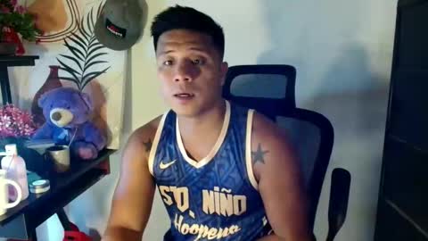 Snapshot of ur_pinoydave chatting on February 28, 11:33 am Dave online show from February 28, 11:33 am