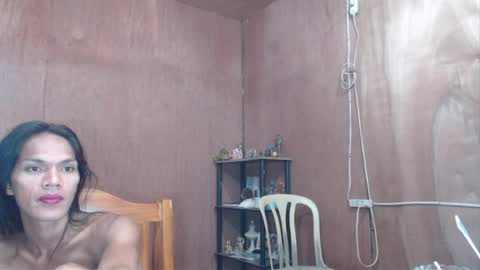 Snapshot of ur_prescious_xxx chatting on June 4, 1:44 am Ur Lovely Pricious online show from June 4, 1:44 am