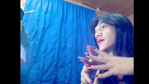 Snapshot of ur_prescious_xxx chatting on July 14, 5:29 pm Ur Lovely Pricious online show from July 14, 5:29 pm