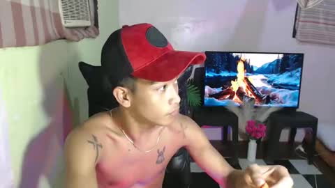 Snapshot of ur_raffy chatting on February 24, 7:33 am ur_raffy online show from February 24, 7:33 am