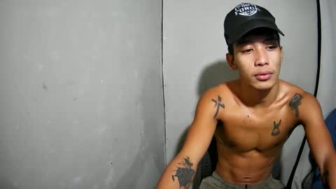 Snapshot of ur_raffy chatting on March 10, 8:30 am ur_raffy online show from March 10, 8:30 am