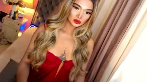 Snapshot of ur_sassygirl chatting on February 16, 1:58 am Kath online show from February 16, 1:58 am