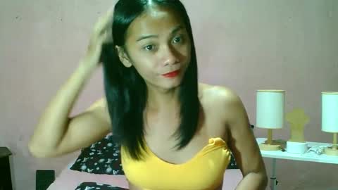 ur_sexybabe_ehra online show from January 11, 3:42 pm