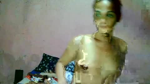 Snapshot of ur_sexybabe_ehra chatting on June 22, 12:35 am ur_sexybabe_ehra online show from June 22, 12:35 am
