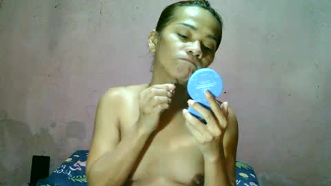 Snapshot of ur_sexybabe_ehra chatting on June 25, 7:46 am ur_sexybabe_ehra online show from June 25, 7:46 am