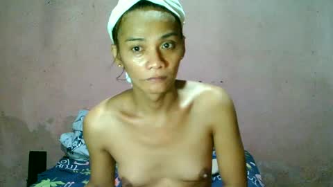 Snapshot of ur_sexybabe_ehra chatting on June 29, 7:25 am ur_sexybabe_ehra online show from June 29, 7:25 am
