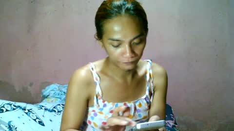 Snapshot of ur_sexybabe_ehra chatting on July 16, 5:52 pm ur_sexybabe_ehra online show from July 16, 5:52 pm