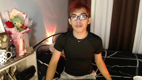 Snapshot of ur_shan21 chatting on June 24, 6:40 pm ur_shan21 online show from June 24, 6:40 pm