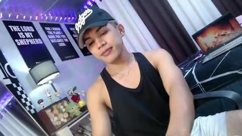 Snapshot of ur_shan21 chatting on July 21, 5:04 pm ur_shan21 online show from July 21, 5:04 pm
