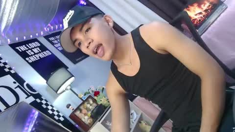 Snapshot of ur_shan21 chatting on July 27, 4:36 pm ur_shan21 online show from July 27, 4:36 pm