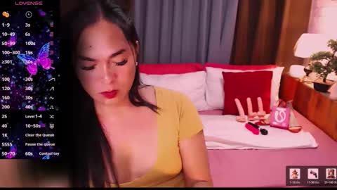 Snapshot of ur_sugarbabyx chatting on June 5, 7:25 am ur_sugarbabyx online show from June 5, 7:25 am