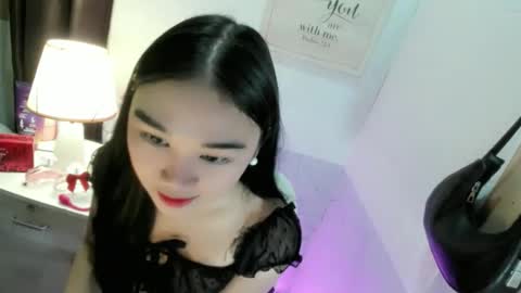 ur_sweetiechess18 online show from September 15, 5:07 am