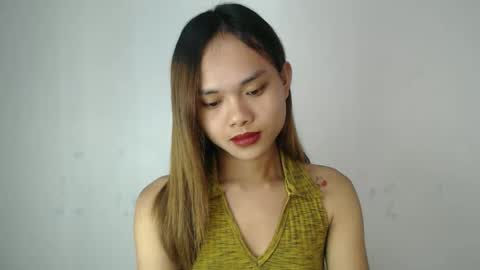urasian_crisa online show from May 2, 5:01 am