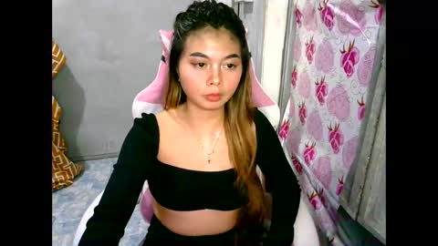 urasian_donna23 online show from January 9, 3:34 pm