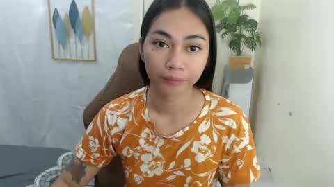 urasian_erica online show from June 14, 2:09 am