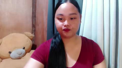 Snapshot of urasian_hotchix69 chatting on January 16, 9:57 am Lycah online show from January 16, 9:57 am