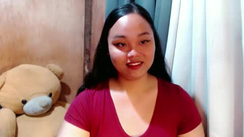 Snapshot of urasian_hotchix69 chatting on February 13, 10:50 pm Lycah online show from February 13, 10:50 pm