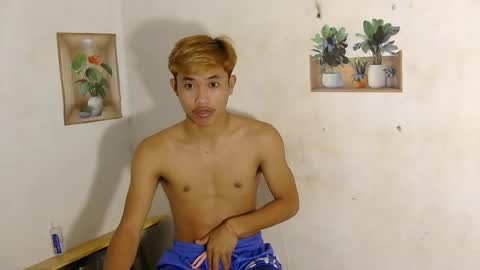 Snapshot of urasian_jomarie chatting on July 11, 1:03 pm urasian_jomarie online show from July 11, 1:03 pm